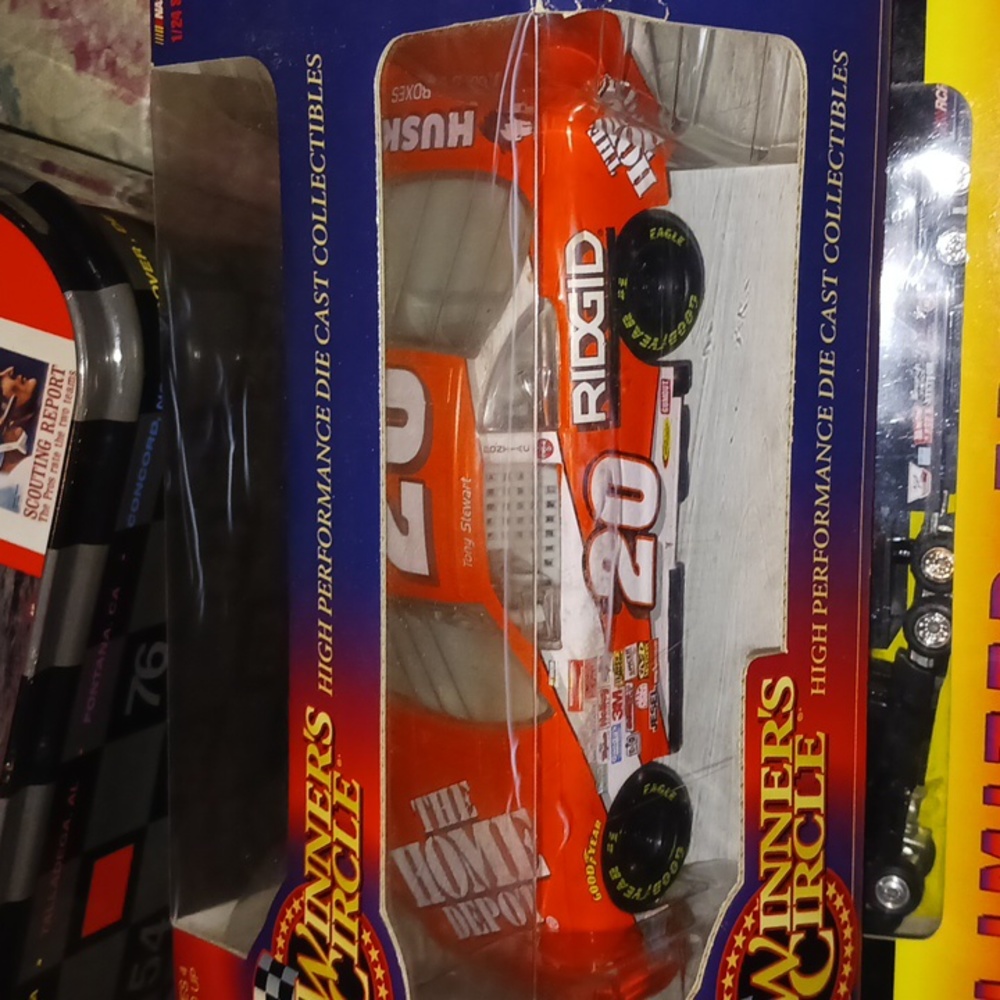 Winners Circle 1/24 Tony Stewart #20 1999 Rookie Pontiac  NASCAR Diecast Hasbro
